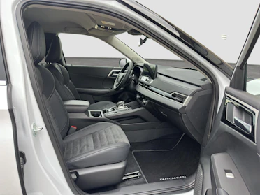 MITSUBISHI OUTLANDER 16