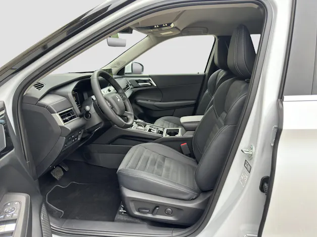 Mitsubishi Outlander 2.4 PHEV Intense 4WD Automatic