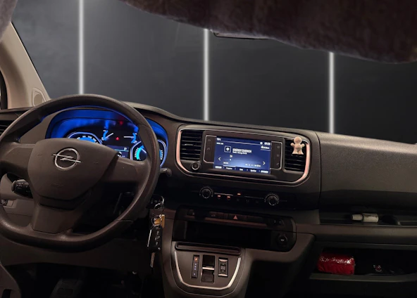 Fahrzeugbild 10 Fahrzeugbild 10