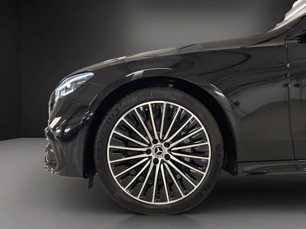 Mercedes-Benz E 400 e 4Matic AMG-Line 9G-Tronic