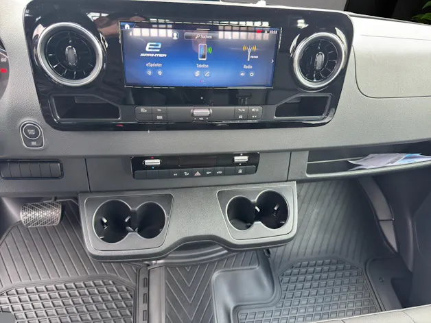 Mercedes-Benz eSprinter 420 PRO 3665mm PONT