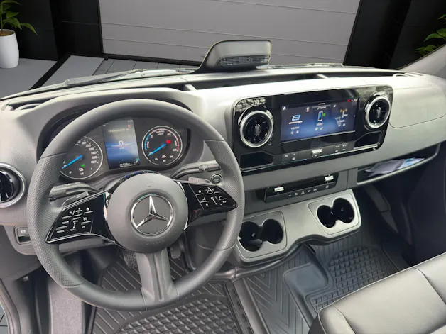 Mercedes-Benz eSprinter 420 PRO 3665mm PONT