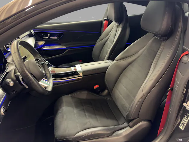 Mercedes-Benz CLE 450 4M - AMG - Coupé / DISTRONIC / 360 Grad Kamera / Panorama-Dach