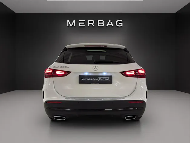 Mercedes-Benz GLA 250 e EQ Star 8G-DCT