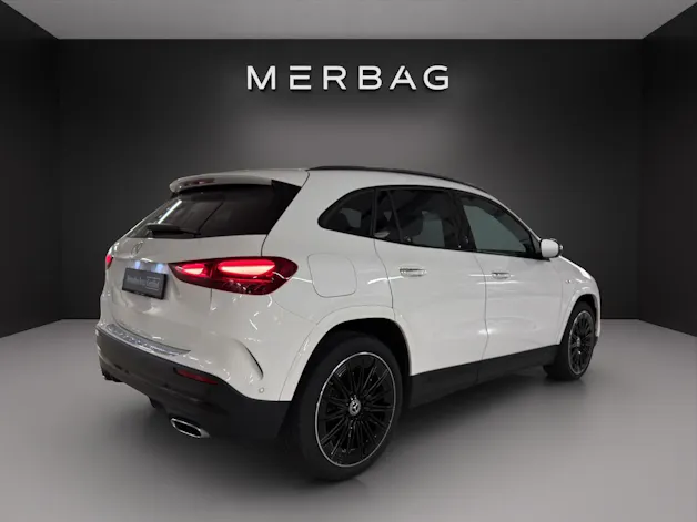 Mercedes-Benz GLA 250 e EQ Star 8G-DCT