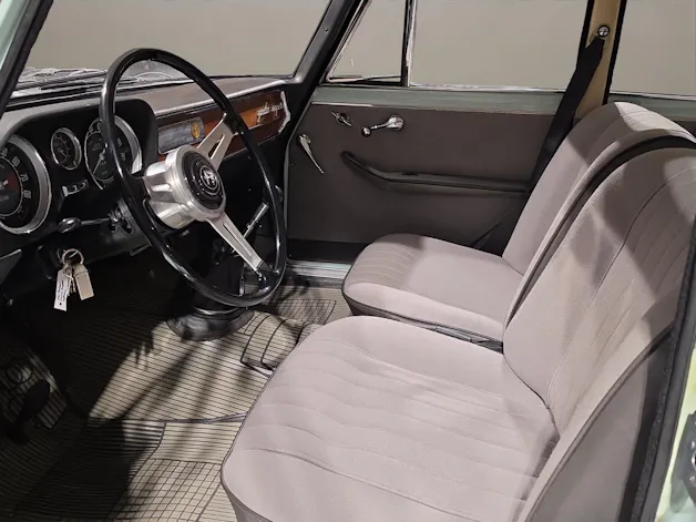 Alfa Romeo Super 1600 Quadrifoglio