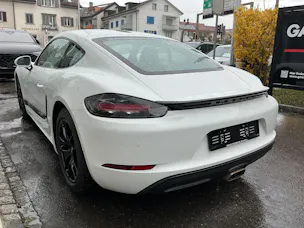 Porsche 718 Cayman 2.0 T PDK *** INKL. PORSCHE APPROVED BIS 22.06.2027 ***
