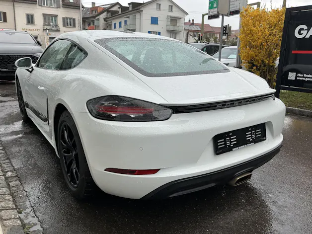 Porsche 718 Cayman 2.0 PDK *** INKL. PORSCHE APPROVED BIS 22.06.2027 ***