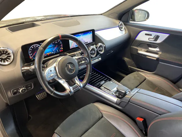 Mercedes-Benz GLA 35 AMG 4MATIC