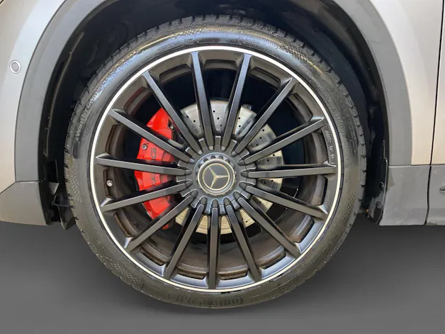 Mercedes-Benz GLA 35 AMG 4MATIC