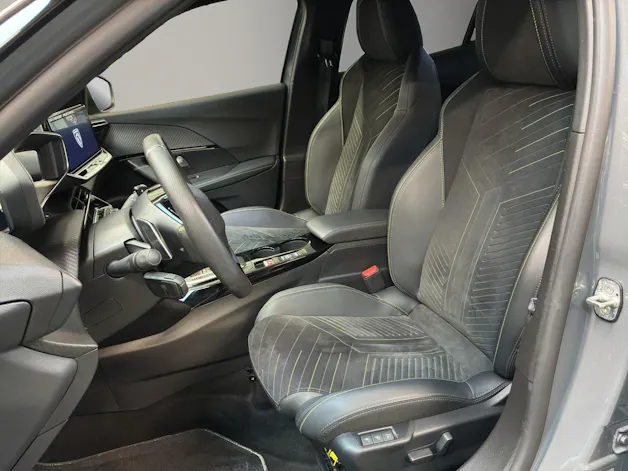 PEUGEOT 2008 1.2 PureTech GT