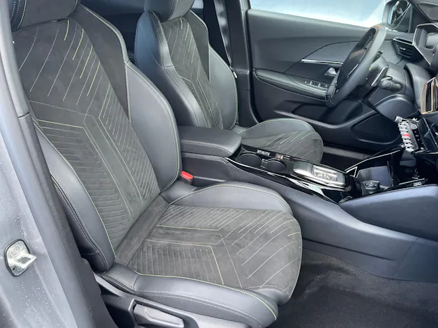 Peugeot 2008 1.2 PureTech GT