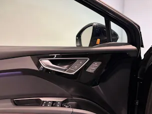 Audi Q4 e-tron 45 Edition Swiss Ski quattro