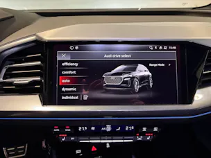Audi Q4 e-tron 45 Edition Swiss Ski quattro