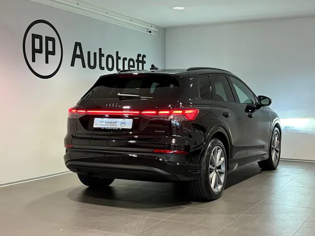 Audi Q4 e-tron 45 Edition Swiss Ski quattro