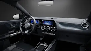 Mercedes-Benz EQA 350 66,5 kWh 4Matic Swiss Star