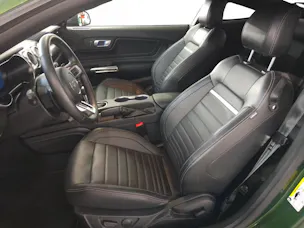 Ford Mustang Coupé 5.0 V8 Mach 1