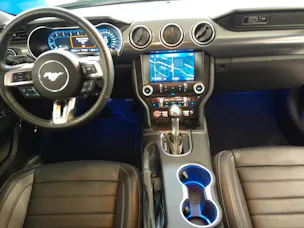 Ford Mustang Coupé 5.0 V8 Mach 1