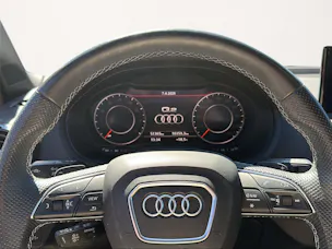 Audi Q2 35 TFSI S line S-tronic