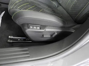 Peugeot 2008 156 e 54 kWh GT