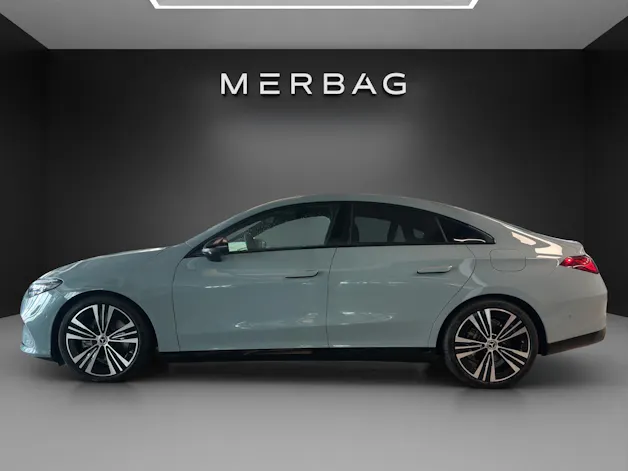 Mercedes-Benz CLA 220 8G-DCT 4Matic