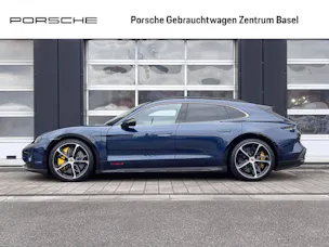 Porsche Taycan Turbo S Cross Turismo