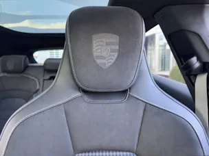 Porsche Taycan Turbo S Cross Turismo