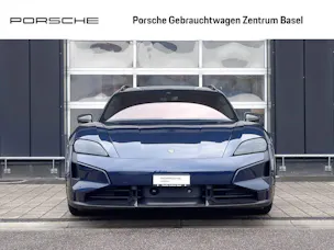 Porsche Taycan Turbo S Cross Turismo