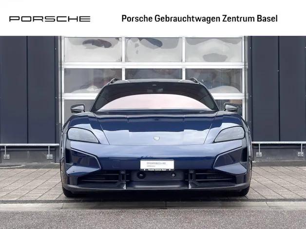 Porsche Taycan Turbo S Cross Turismo