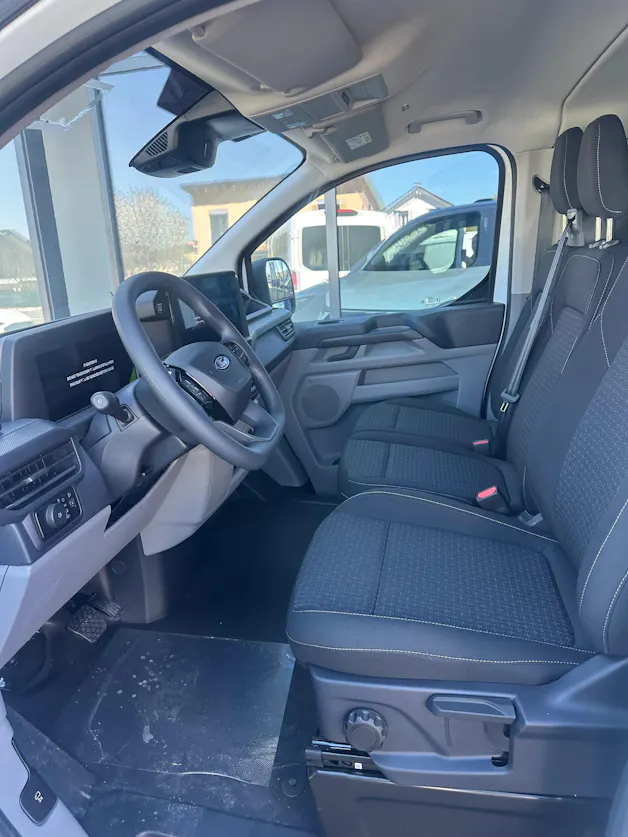 Ford Transit Custom Van 320 L2 2.0 Trend/136CV/Aut./FWD