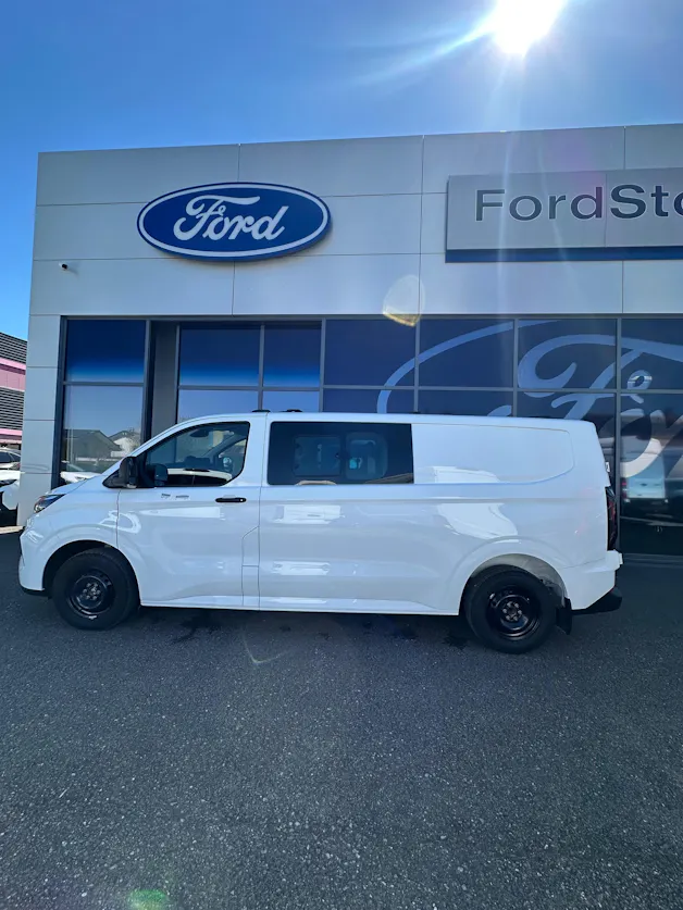 Ford Transit Custom Van 320 L2 2.0 Trend/136CV/Aut./FWD
