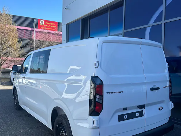 Ford Transit Custom Van 320 L2 2.0 Trend/136CV/Aut./FWD