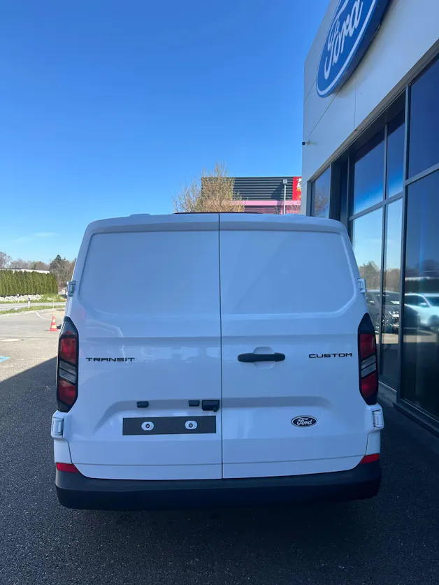 Ford Transit Custom Van 320 L2 2.0 Trend/136CV/Aut./FWD