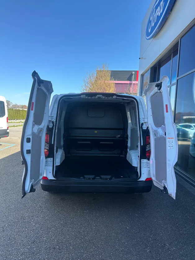Ford Transit Custom Van 320 L2 2.0 Trend/136CV/Aut./FWD