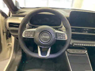 Jeep Avenger 1.2 Turbo MHEV Overland Leather Sky 4xe