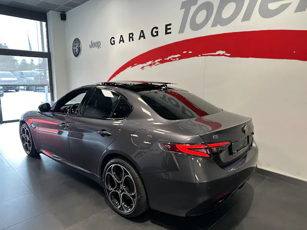 Alfa Romeo Giulia 2.2 JTDM Veloce Q4 AT8