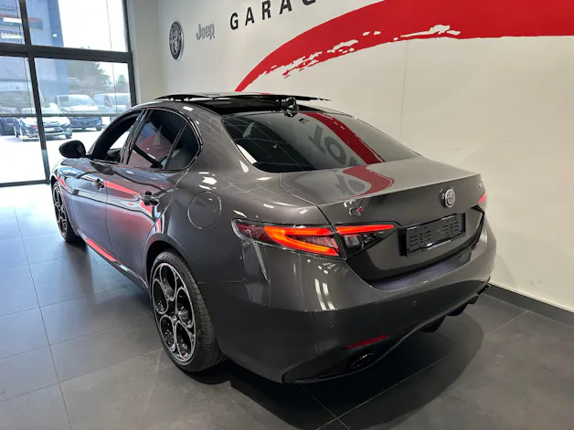 Alfa Romeo Giulia 2.2 JTDM Veloce Q4 AT8