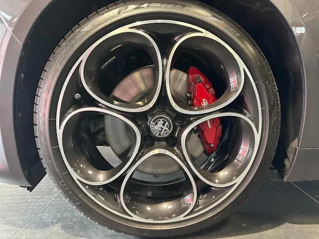 Alfa Romeo Giulia 2.2 JTDM Veloce Q4 AT8