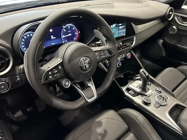 Alfa Romeo Giulia 2.2 JTDM Veloce Q4 AT8