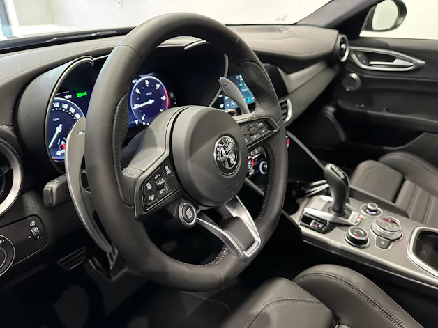 Alfa Romeo Giulia 2.2 JTDM Veloce Q4 AT8