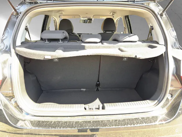 Hyundai i10 1.2 Amplia MY25
