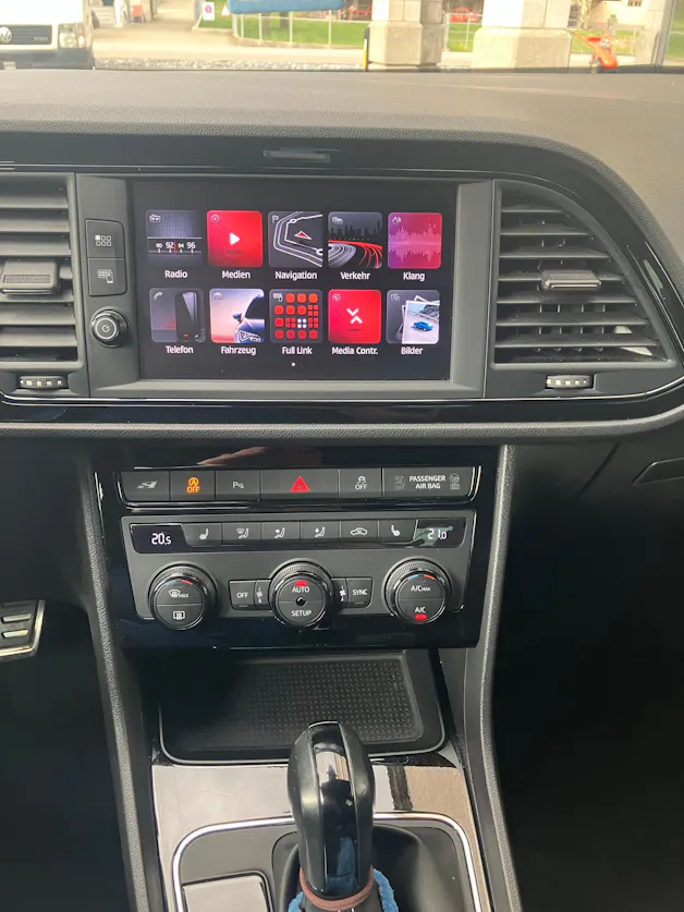SEAT Leon Cupra Edition Silver 2.0