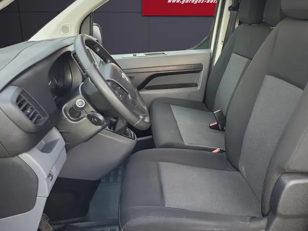 Opel Vivaro Combi 2.0 Essential M