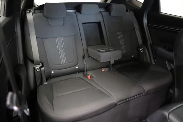 Hyundai Tucson 1.6 HEV Amplia 2WD