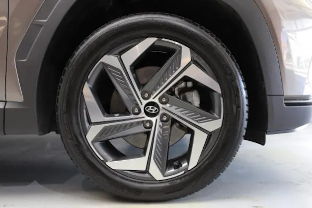 Hyundai Tucson 1.6 HEV Amplia 2WD