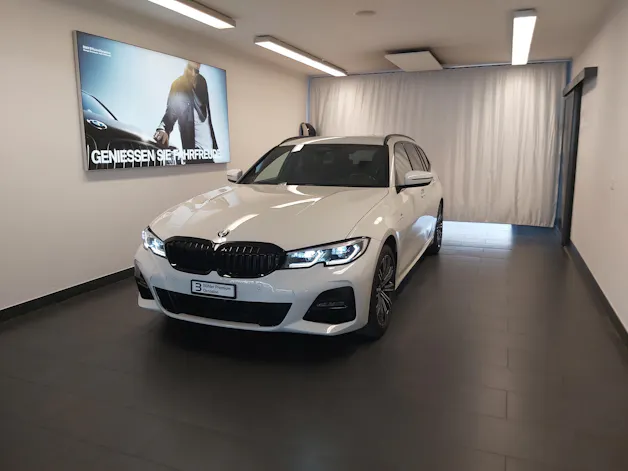 BMW 330e Touring M Sport