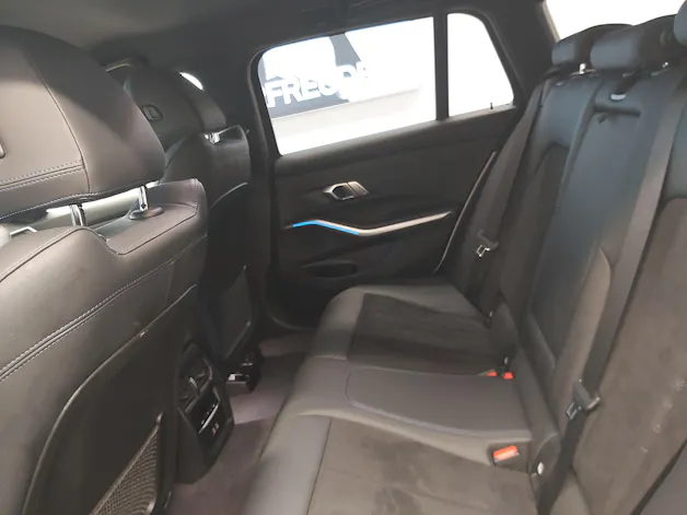 BMW 330e Touring M Sport