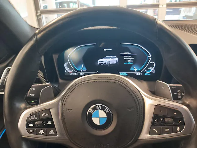 BMW 330e Touring M Sport