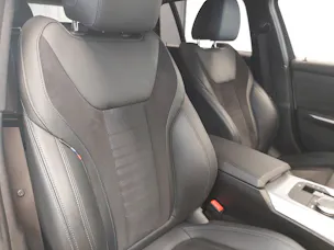 BMW 330e Touring M Sport