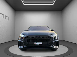 Audi Q8 55 TFSI Black Edition quattro tiptronic
